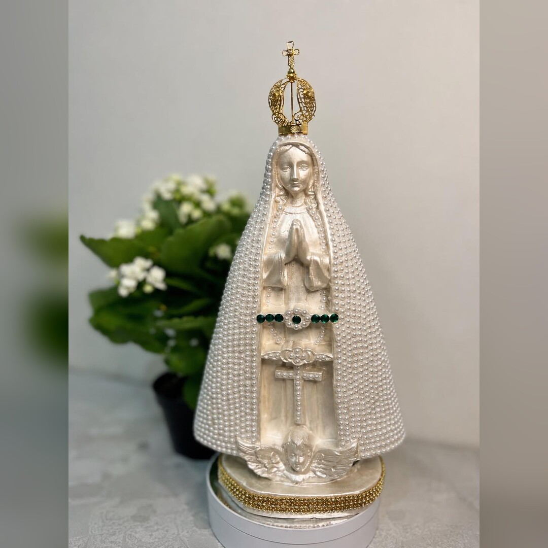 Nossa Senhora Aparecida em pérolas